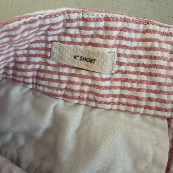 Loft Outlet Women’s 4” Short Pink and White Stripe Scalloped Shorts Sz 12 GUC - Picture 7 of 10